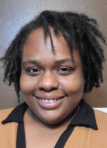 Miisha DeLavallalde headshot