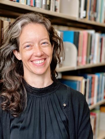 Lisa Hooper Headshot